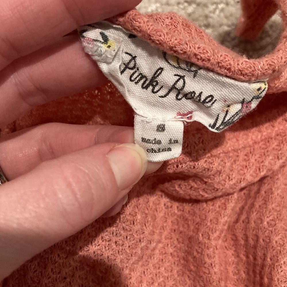 Tank - 🍑peachy! - Picture 2 of 5